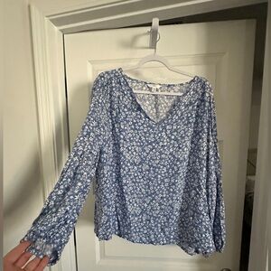 Time and Tru Blue Floral Blouse